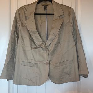 Khaki button up jacket
